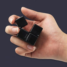 Load image into Gallery viewer, Infinity Fidget Cube
